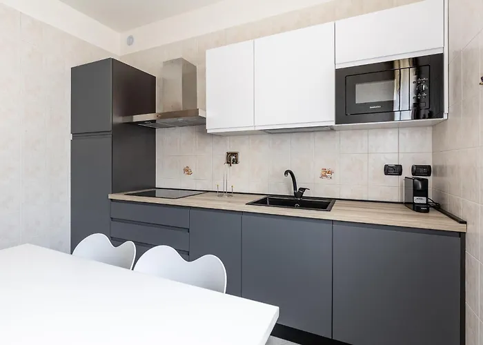 Modern By Wonderful Italy Boloňa